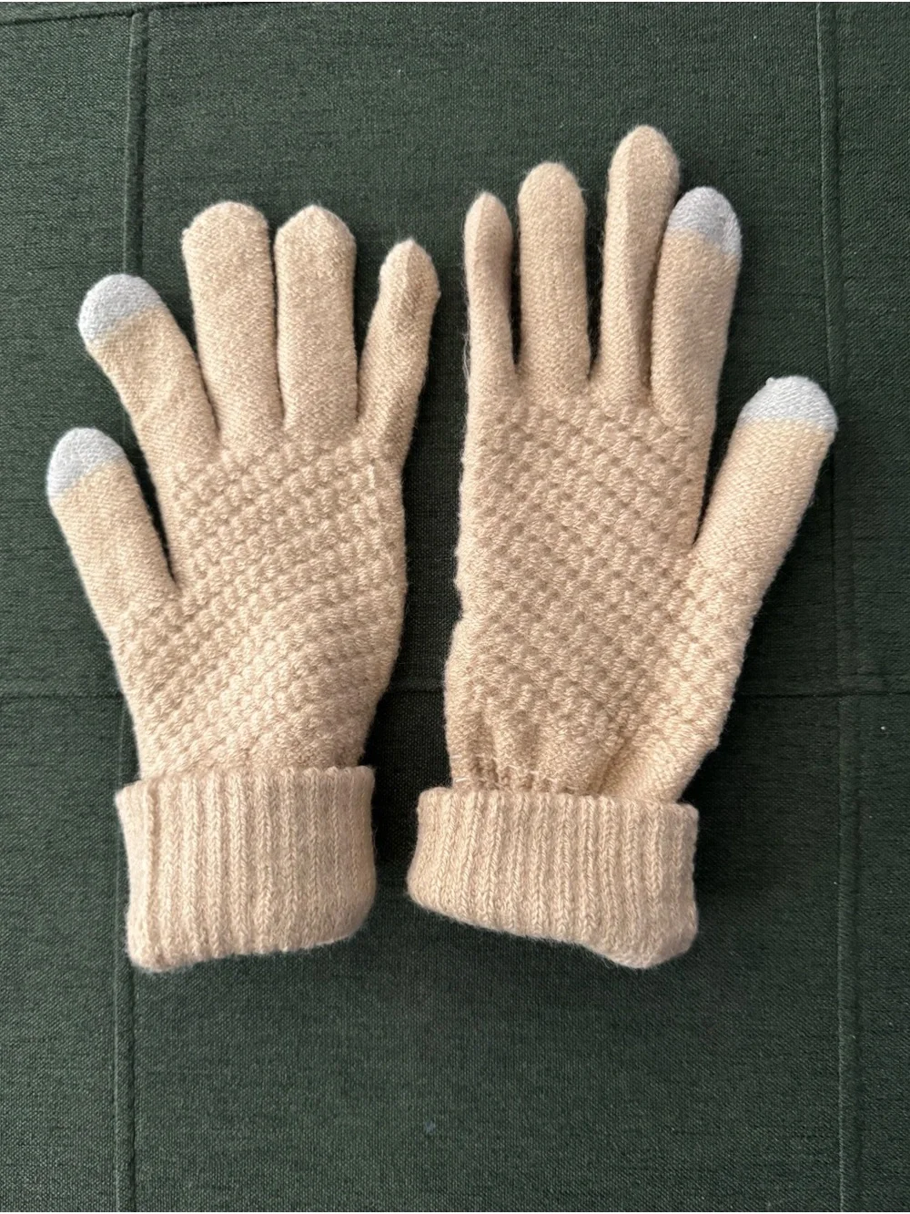 Cozy Textured Knit Touchscreen Gloves - Beige with Gray Tips
